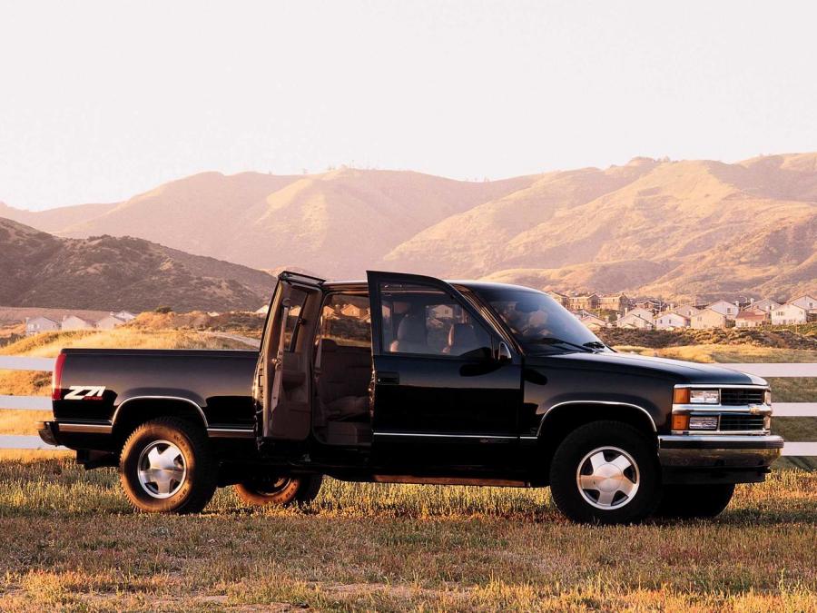  Chevrolet C/K 1500 Extended Cab 1988 года  (фото 2 из 8)
